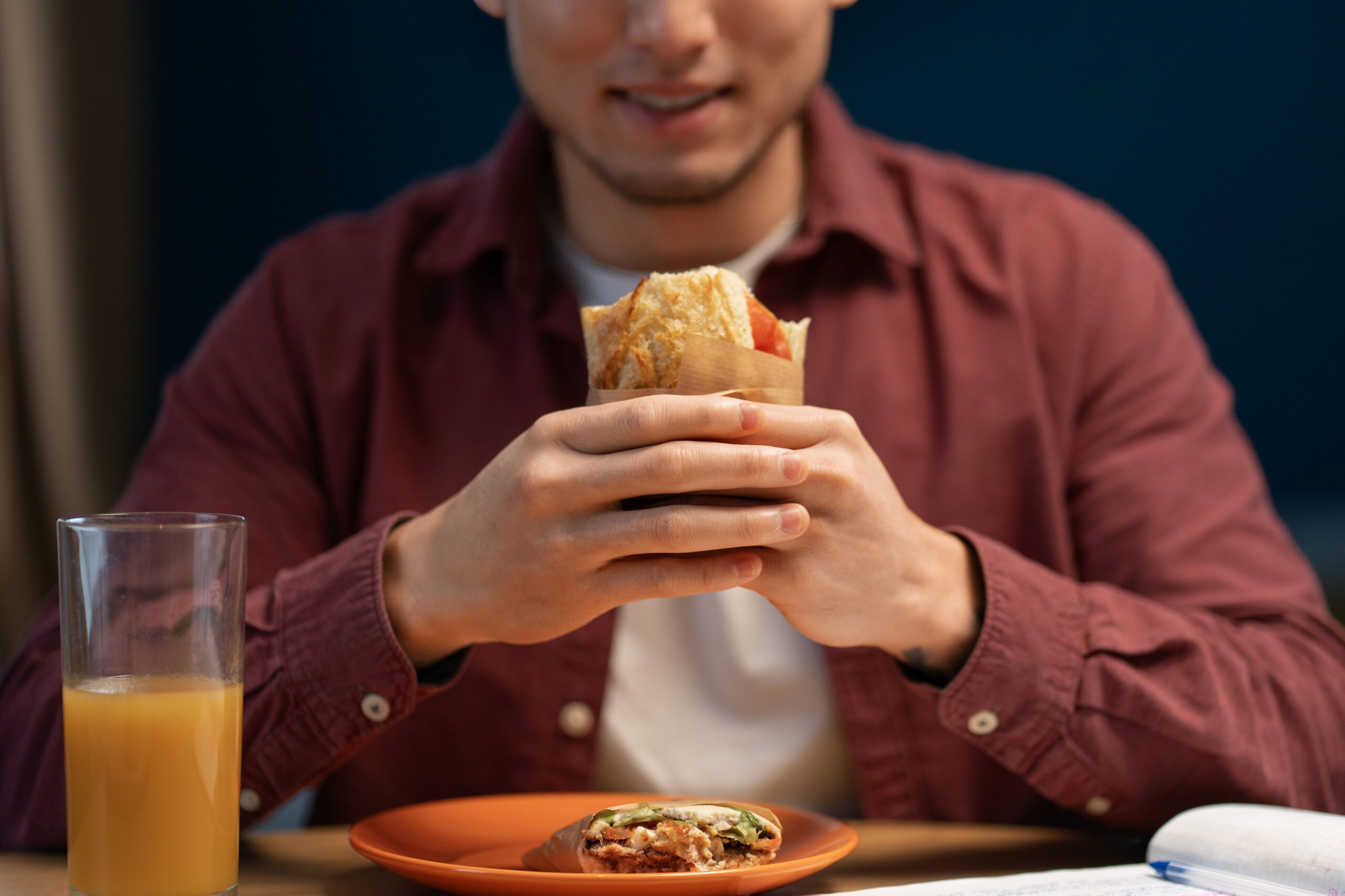  Eating with the Right Hand 